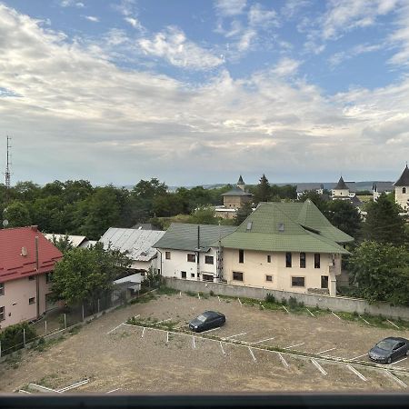 Apartament In Suceava, Zamca Apartment Exterior foto